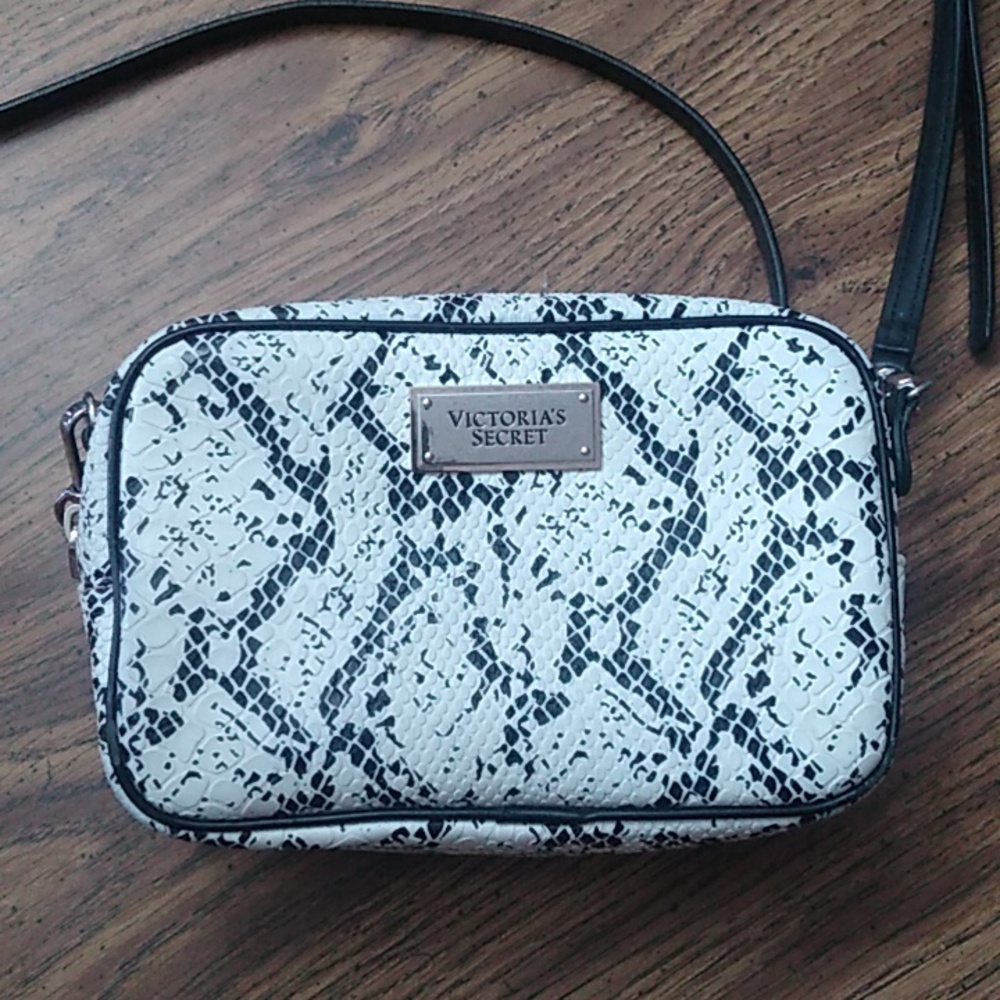 🐍 Victoria Secret Snake Skin Small Purse 👜